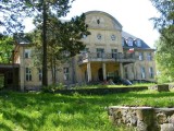 Pałac w Trzcinnie - Gospodarstwo Agroturystyczne