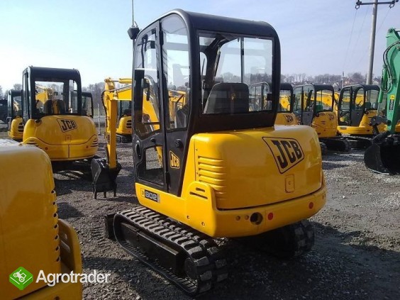 Koparka JCB 802 Super - 2006 rok - 2,5 tony - zdjęcie 2