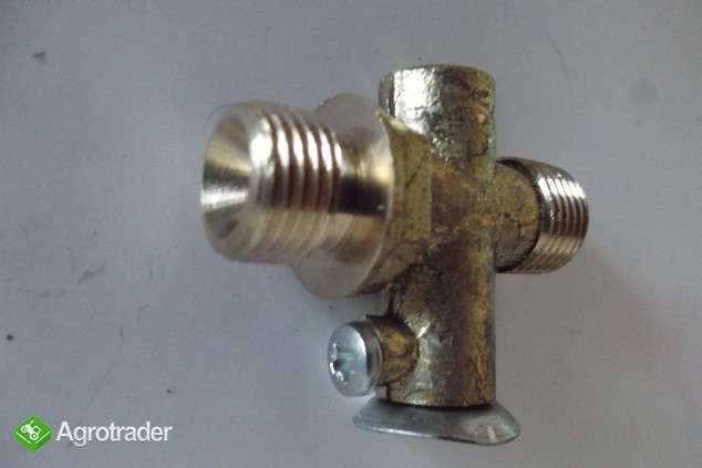 Kranik paliwa URSUS C 330/ C 360 - zdjęcie 2