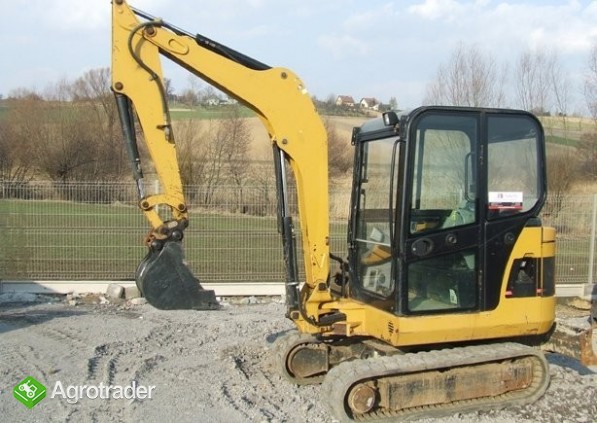 Mini koparka Caterpillar 302.5C