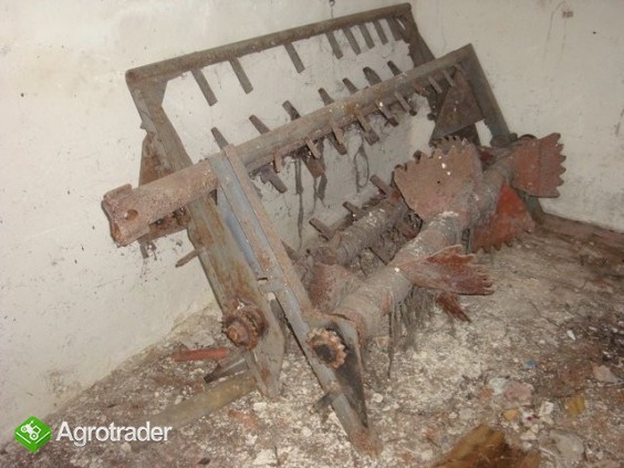 2 x ROZRZUTNIK OBORNIKA ( WOZEK DO KUKURYDZY ) - zdjęcie 3